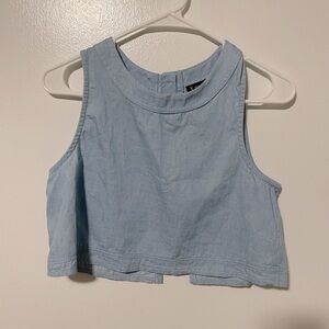 V ery j crop blue top